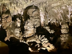 Slovinsko. termály, zájezd, Postojna